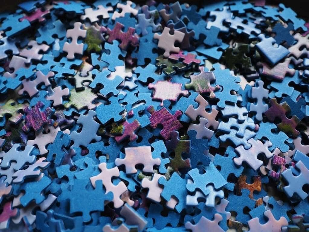 Puzzles colorés pour occuper les journées pluvieuses